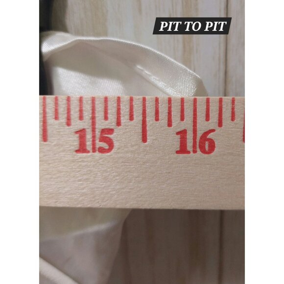 NWT Commense Strapless White Satin Rosette Crop Top - Size Small - Picture 5 of 6